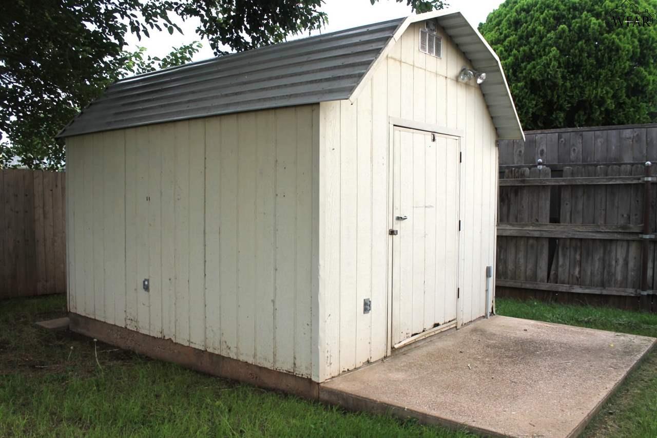 5301 Pepperbush Drive, Wichita Falls, Texas image 26