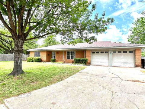 Homes For Sale - 3 Retta Terrace<br/> Wichita Falls, TX 76309