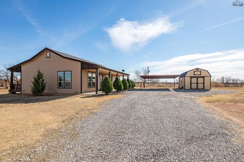 Apartment For Sale - 715 W Olive Street<br/> Holliday, TX 76366