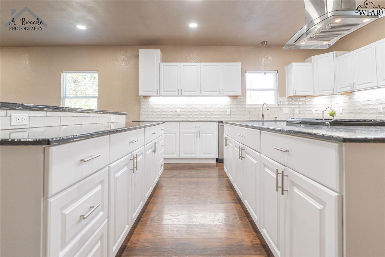 304 E Spring Street, Henrietta, Texas image 10