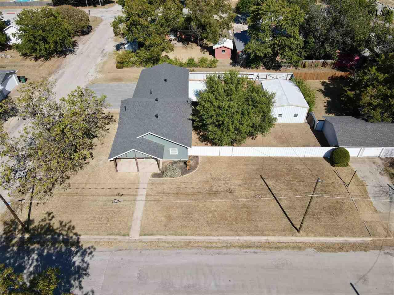 304 E Spring Street, Henrietta, Texas image 29