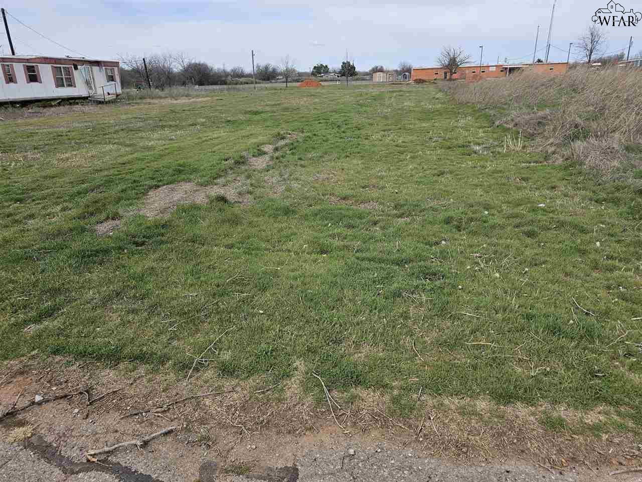 00 W 6th Street, Burkburnett, Texas image 3