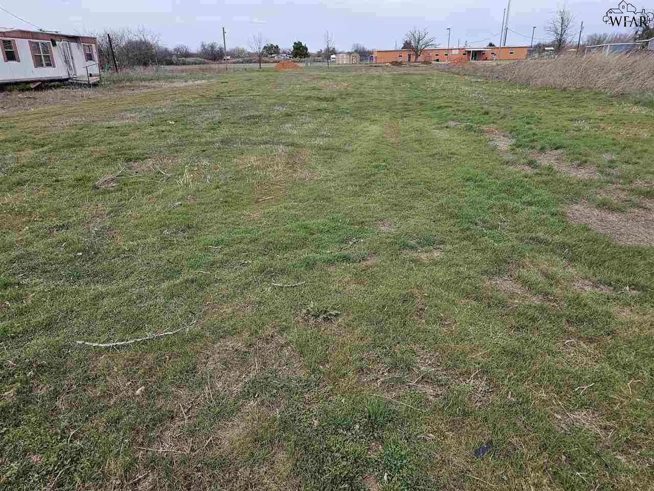 00 W 6th Street, Burkburnett, Texas image 2