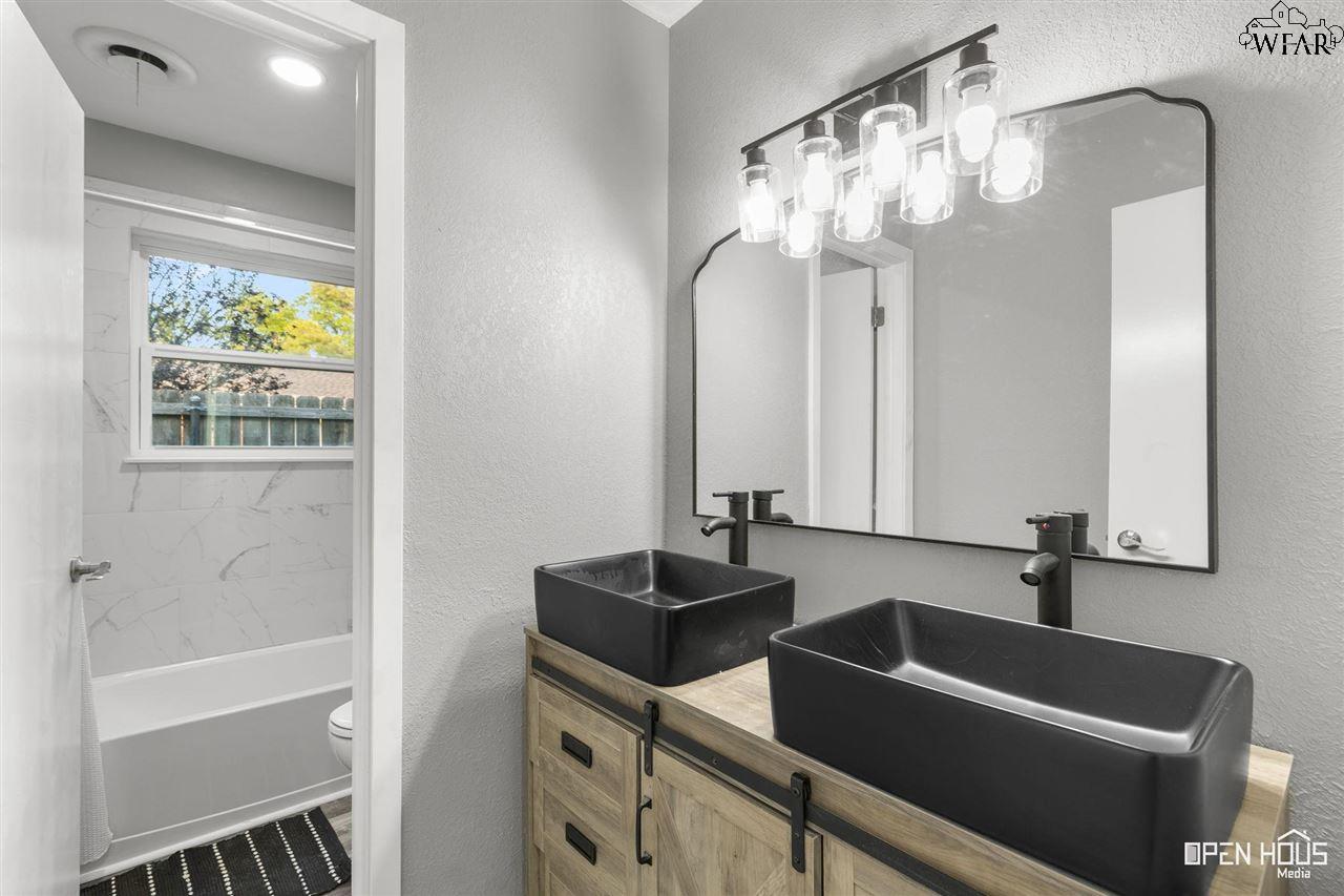 4303 Prince Edward Drive, Wichita Falls, Texas image 18