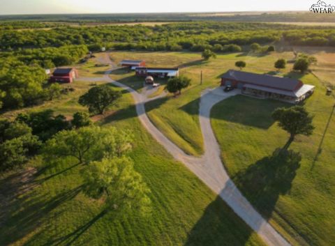 Homes For Sale - 2424 Fm 1286<br/> Seymour, TX 76380