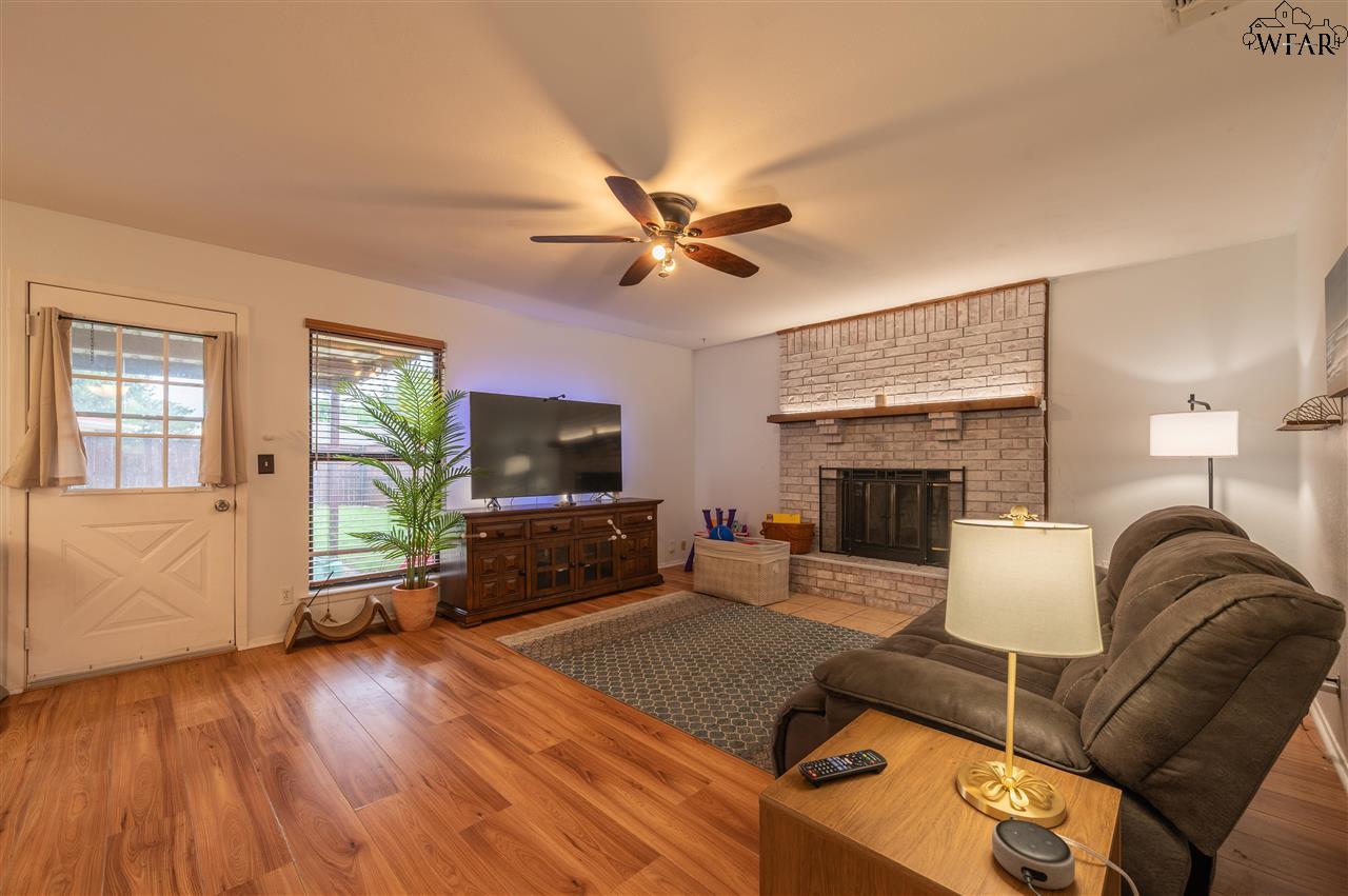 5104 Wildflower Lane, Wichita Falls, Texas image 2