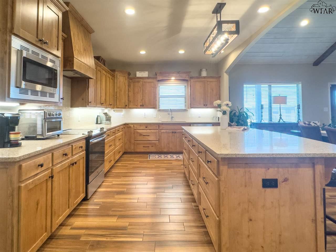 4502 Foster Road, Vernon, Texas image 10