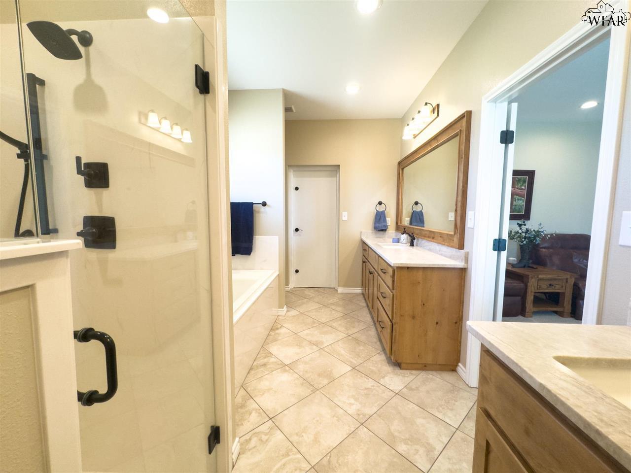 4502 Foster Road, Vernon, Texas image 18