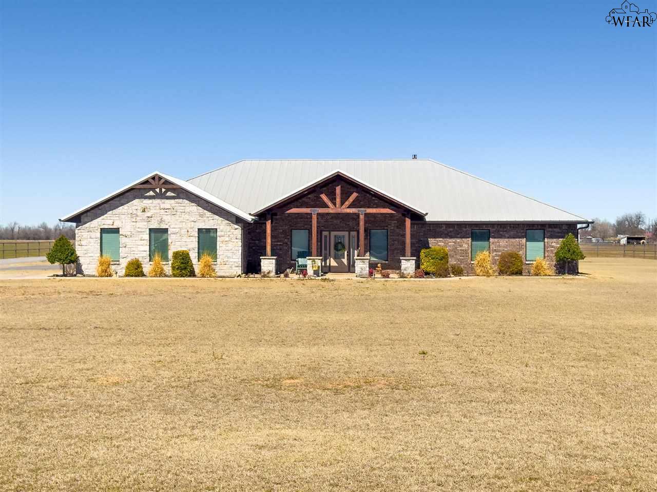 4502 Foster Road, Vernon, Texas image 1