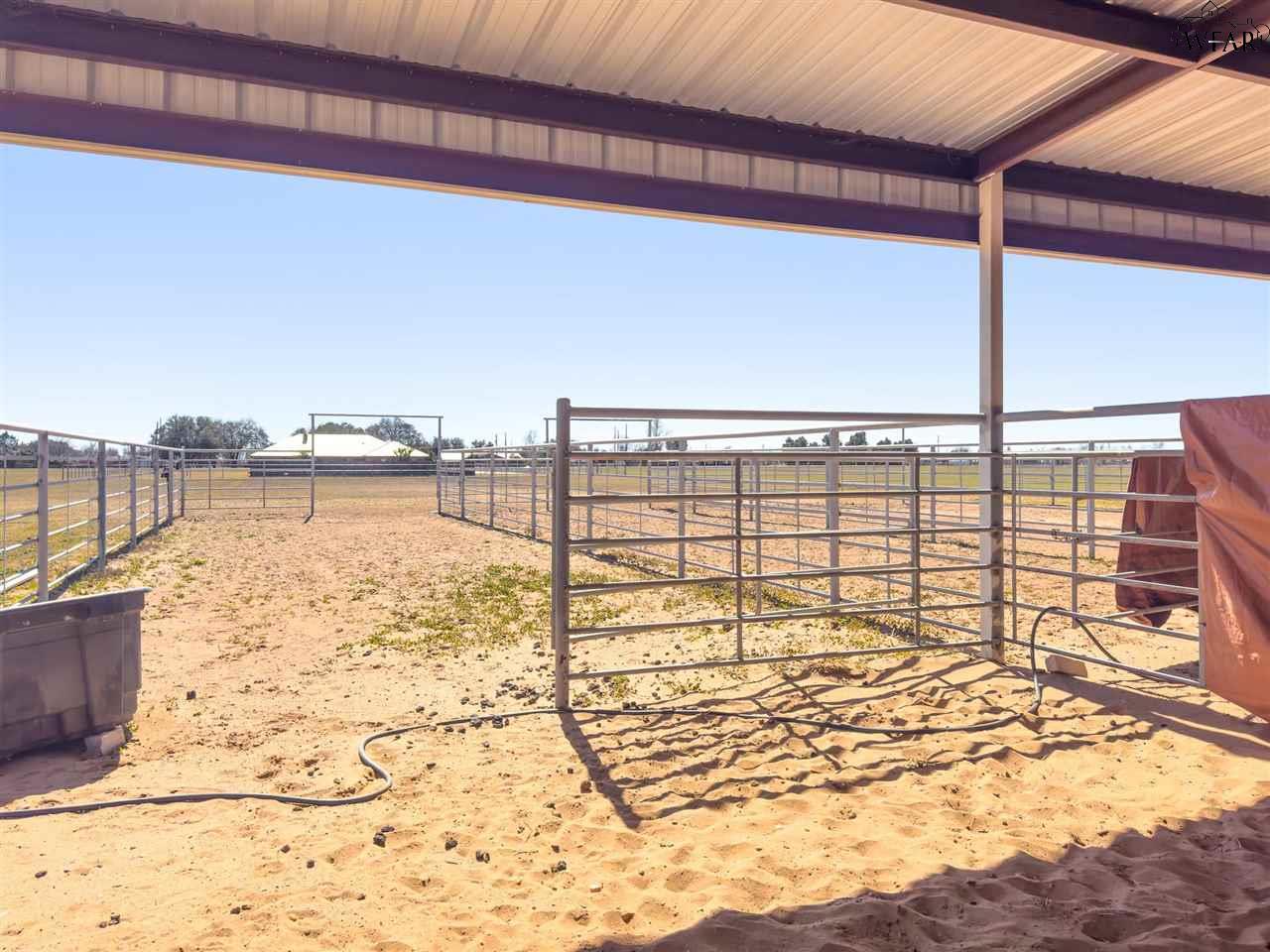 4502 Foster Road, Vernon, Texas image 30