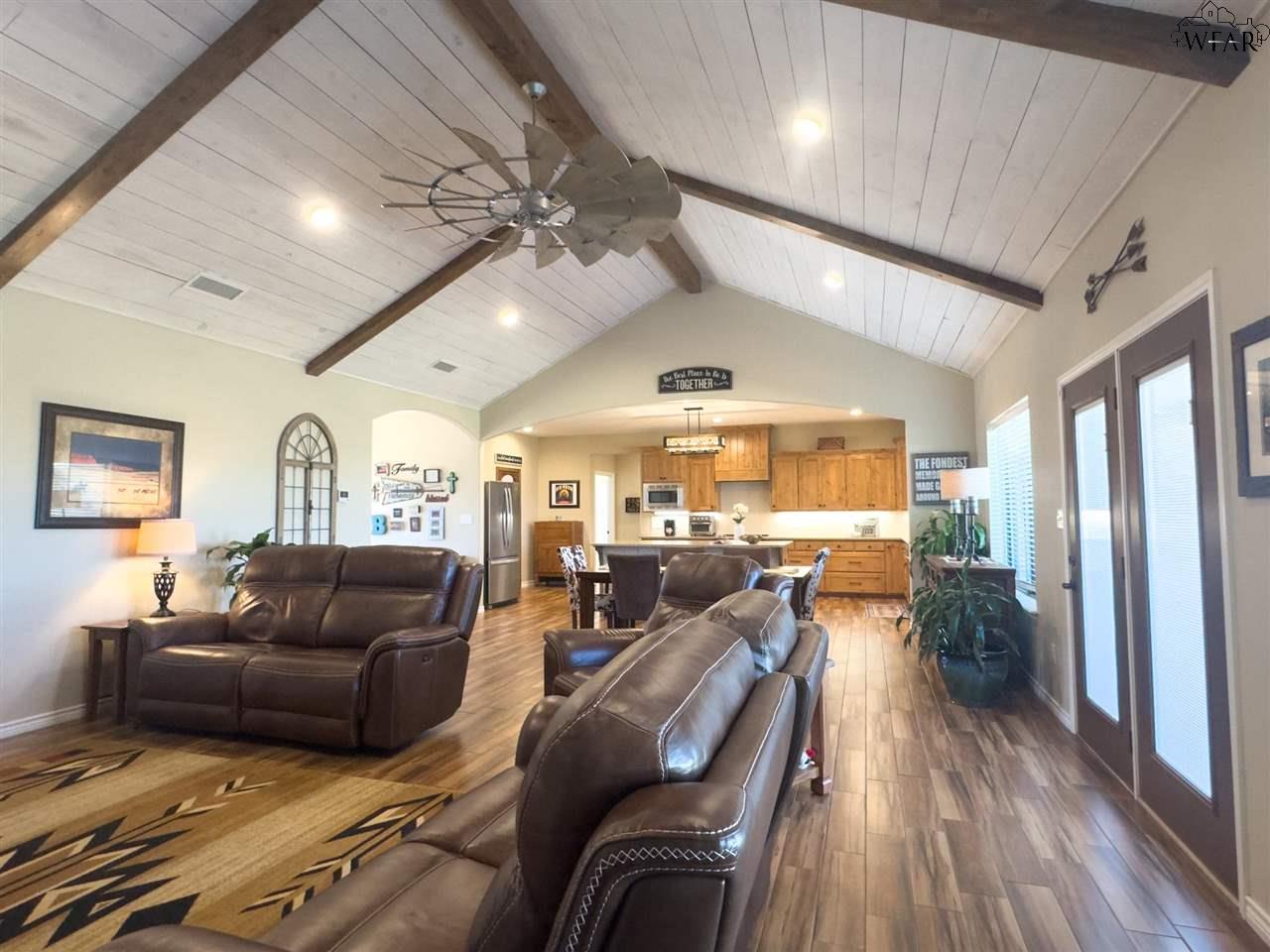 4502 Foster Road, Vernon, Texas image 14