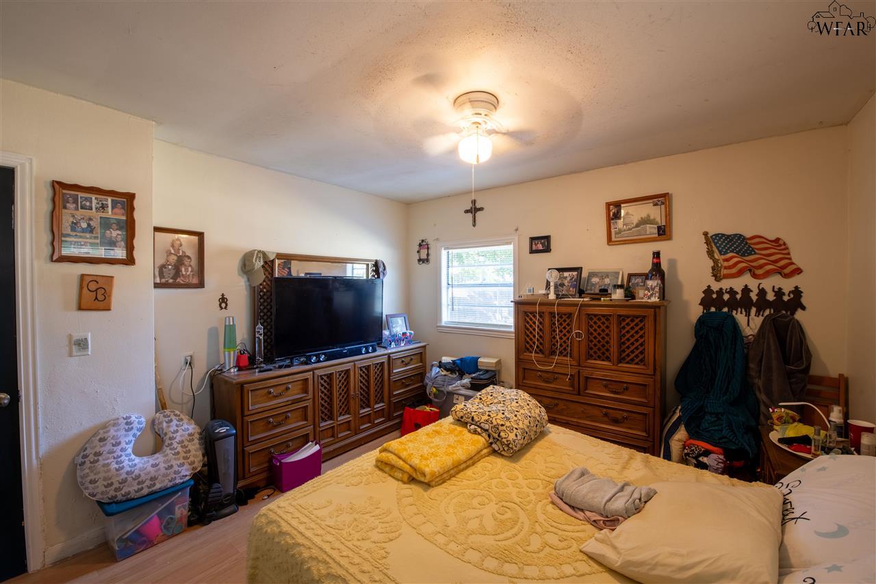 507 Tremont St, Byers, Texas image 6