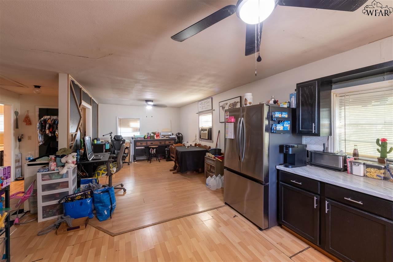 507 Tremont St, Byers, Texas image 12