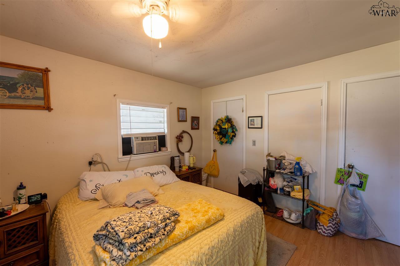 507 Tremont St, Byers, Texas image 7