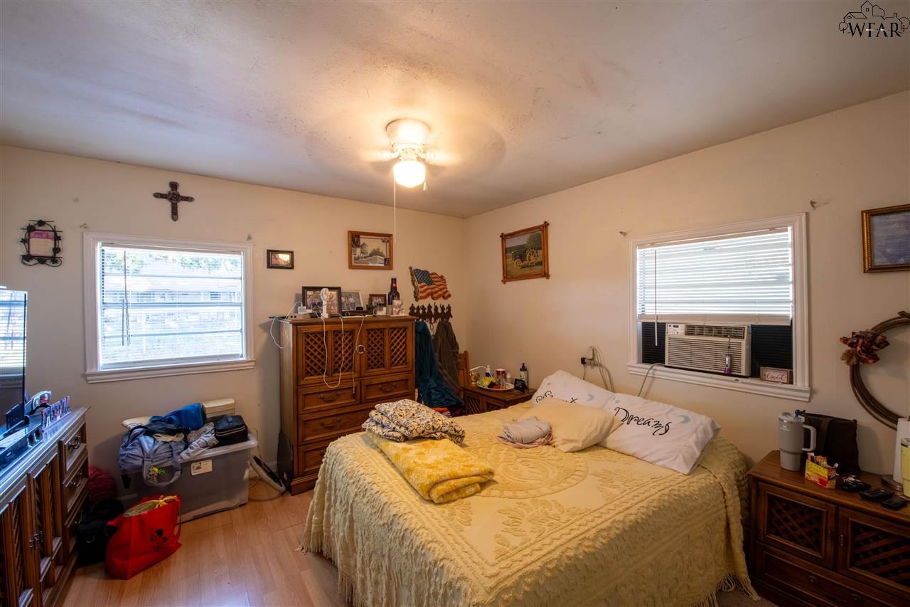 507 Tremont St, Byers, Texas image 5