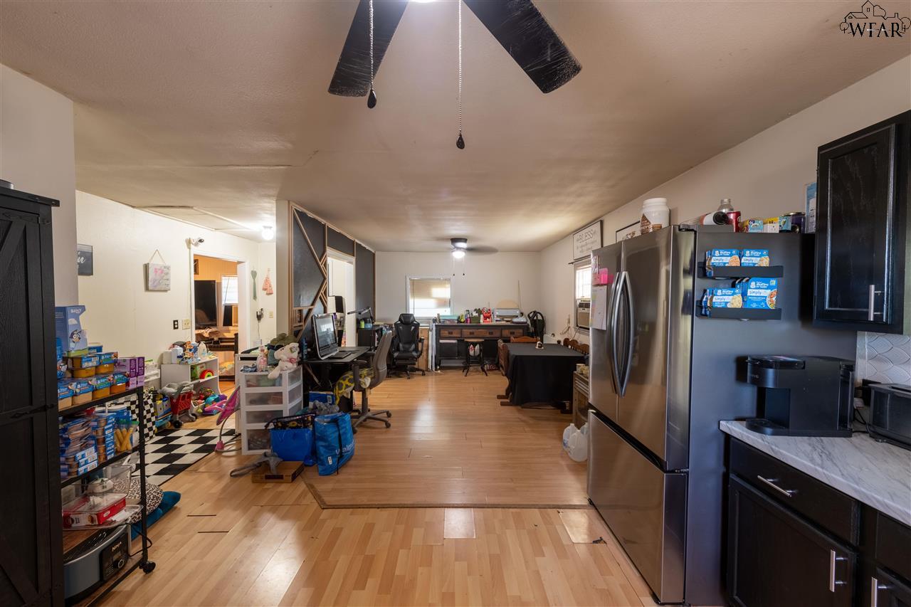 507 Tremont St, Byers, Texas image 13