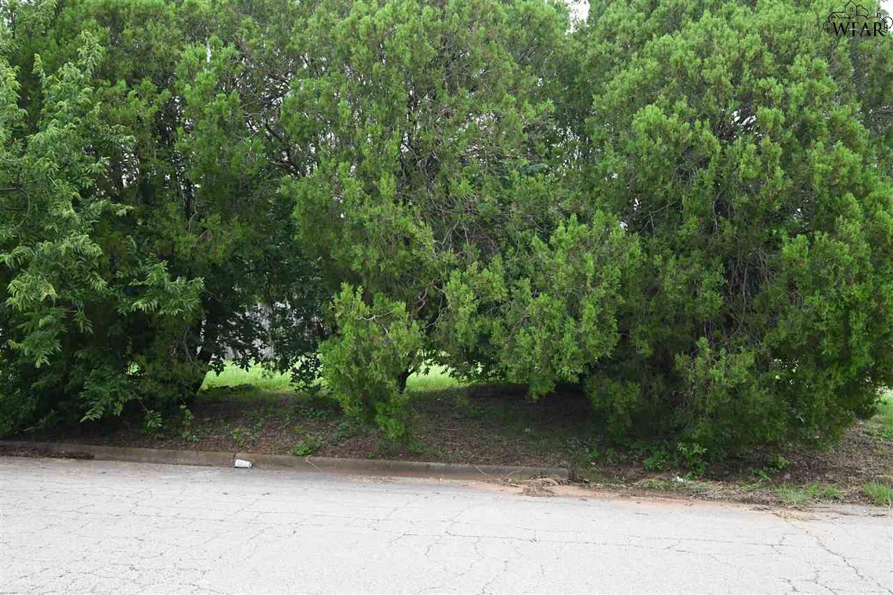 1321 36th Street, Wichita Falls, Texas image 2