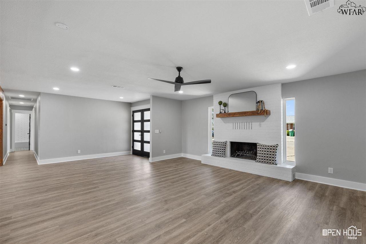 110 S Crescent Drive, Electra, Texas image 15