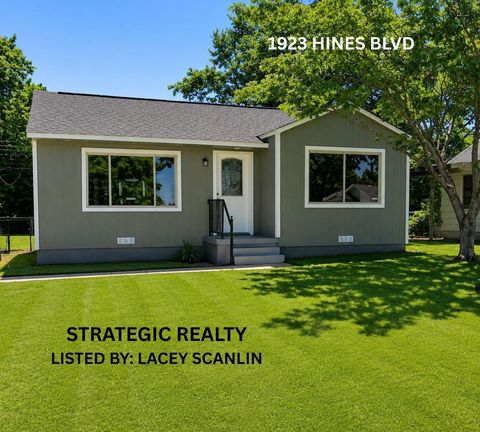 Homes For Sale - 1923 Hines Boulevard<br/> Wichita County, Wichita Falls, TX 76301