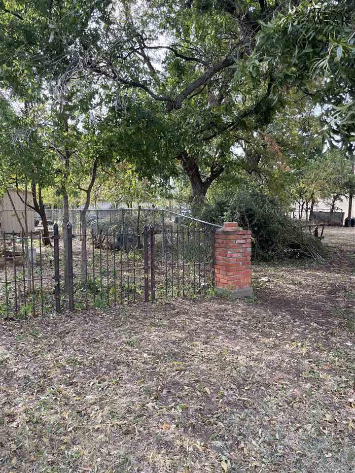 302 Martin Luther King Jr Blv, Wichita Falls, Texas image 6