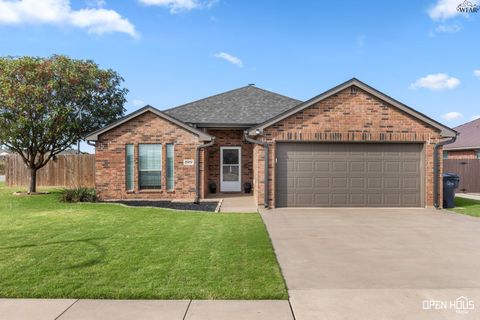 Homes For Sale - 5454 Carlson Street<br/> Wichita Falls, TX 76302