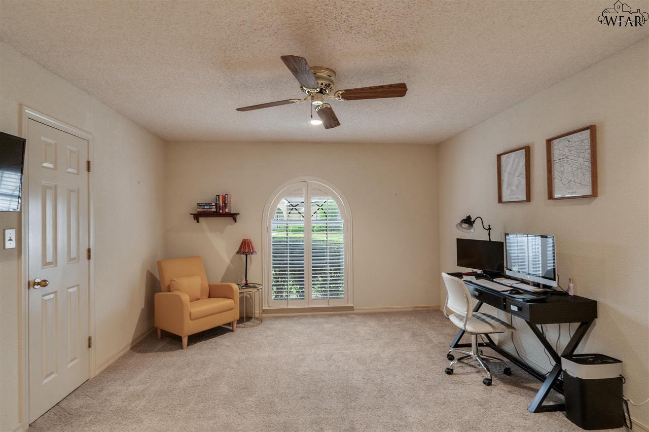 4620 Willow Bend Drive, Wichita Falls, Texas image 23