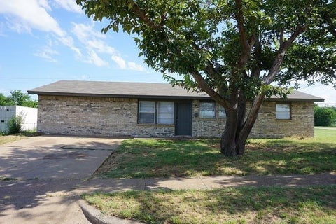 Homes For Sale - 1514 Glenhaven Drive<br/> Wichita Falls, TX 76306