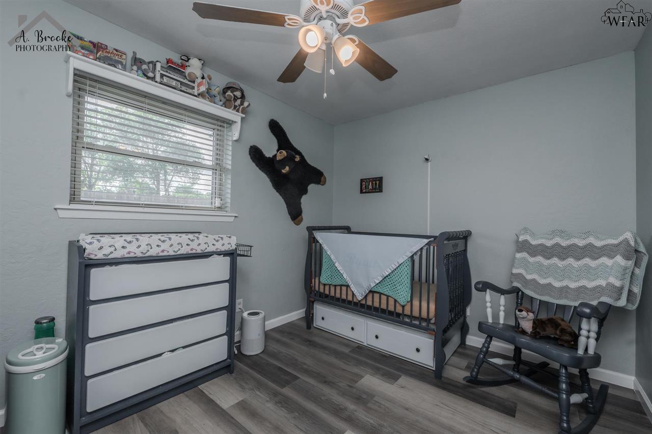 2106 E Crafton Street, Henrietta, Texas image 17