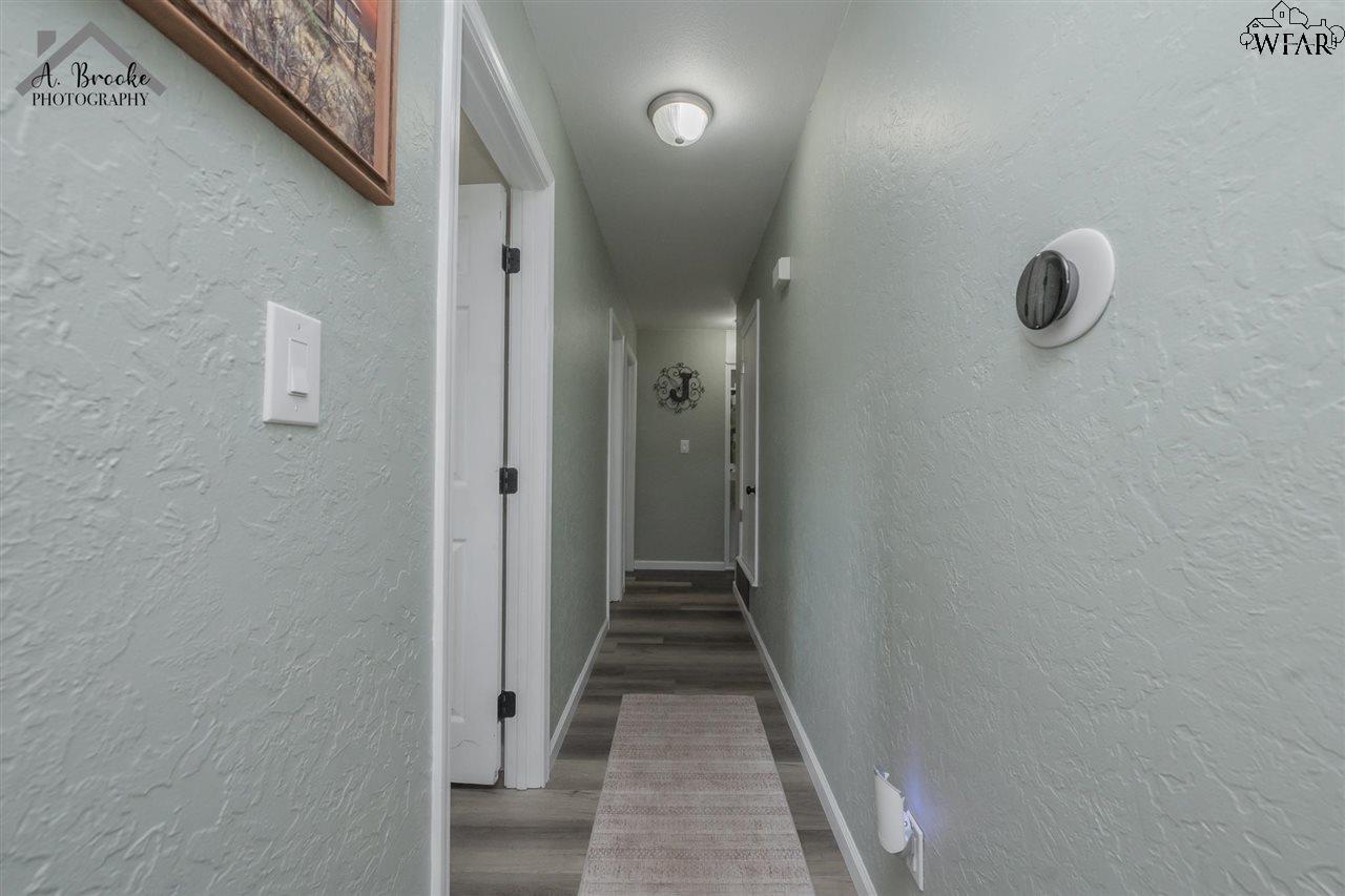 2106 E Crafton Street, Henrietta, Texas image 13