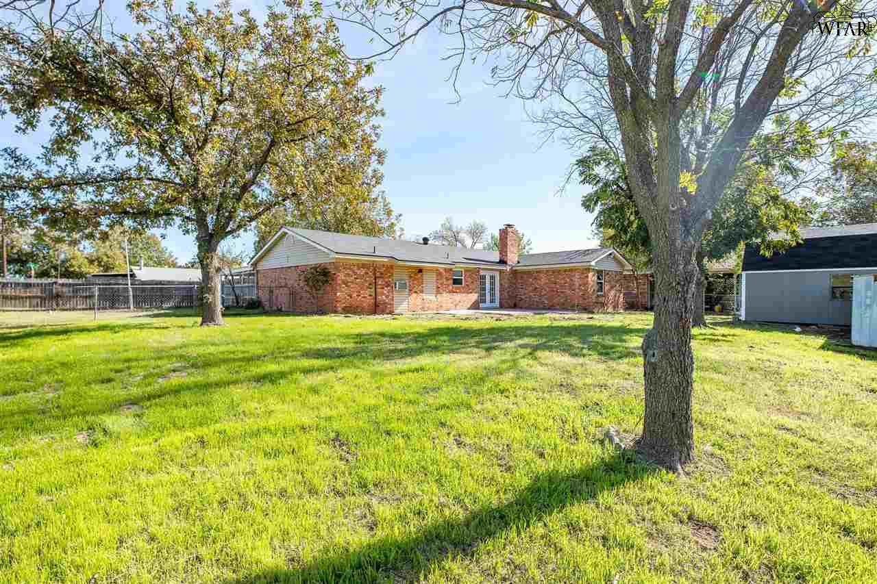 1133 W Louisa Avenue, Iowa Park, Texas image 23