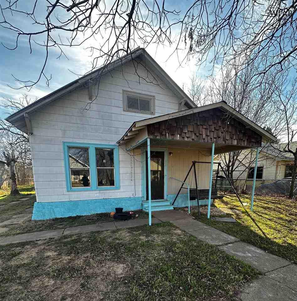 608 N Electra Street, Electra, Texas image 1