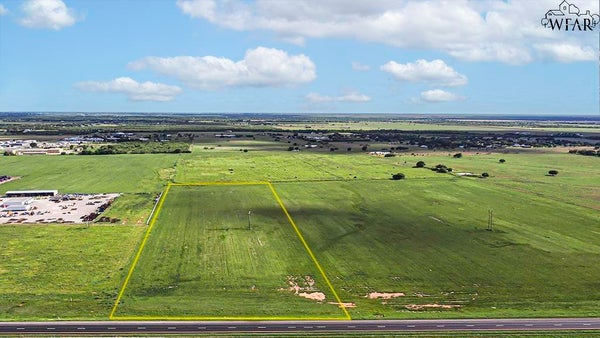 US-287, IOWA PARK, TX 76367 - Image d9764b19c827a922bc507a2d77893ddd/3372095162