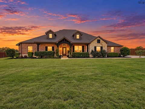 Homes For Sale - 217 Heather Lane<br/> Wise County, Decatur, TX 76234