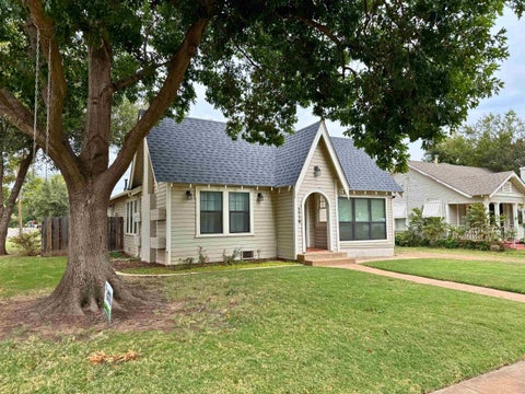 Homes For Rent - 1716 Victory Avenue<br/> Wichita County, Wichita Falls, TX 76301