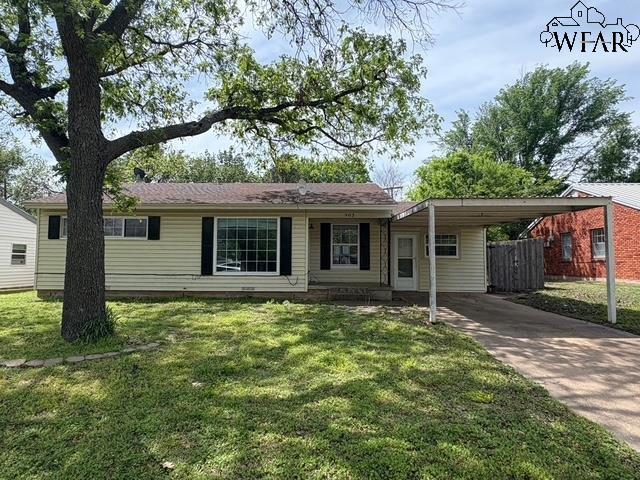 903 E Ikard Street, Henrietta, Texas image 1