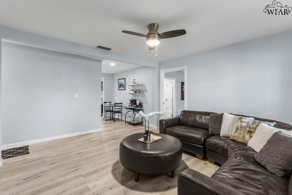 1714 Cimarron Trail, Wichita Falls, Texas image 3