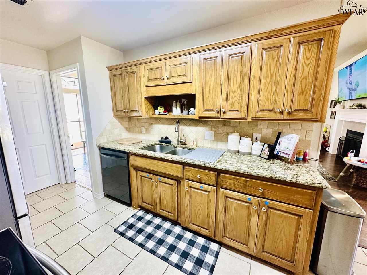 2220 Hunters Glen, Wichita Falls, Texas image 7