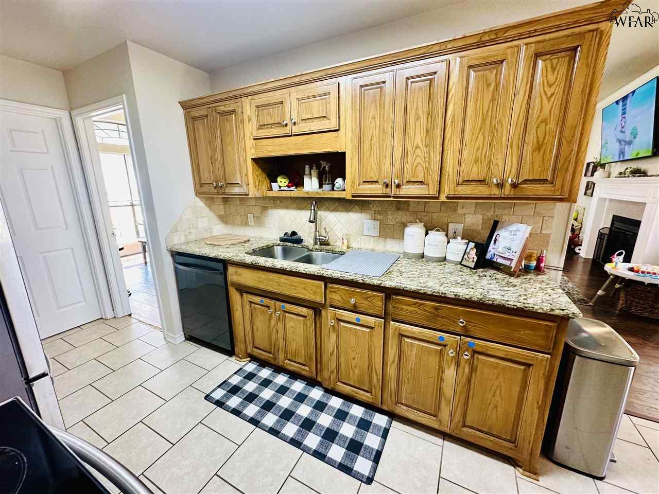 2220 Hunters Glen, Wichita Falls, Texas image 9