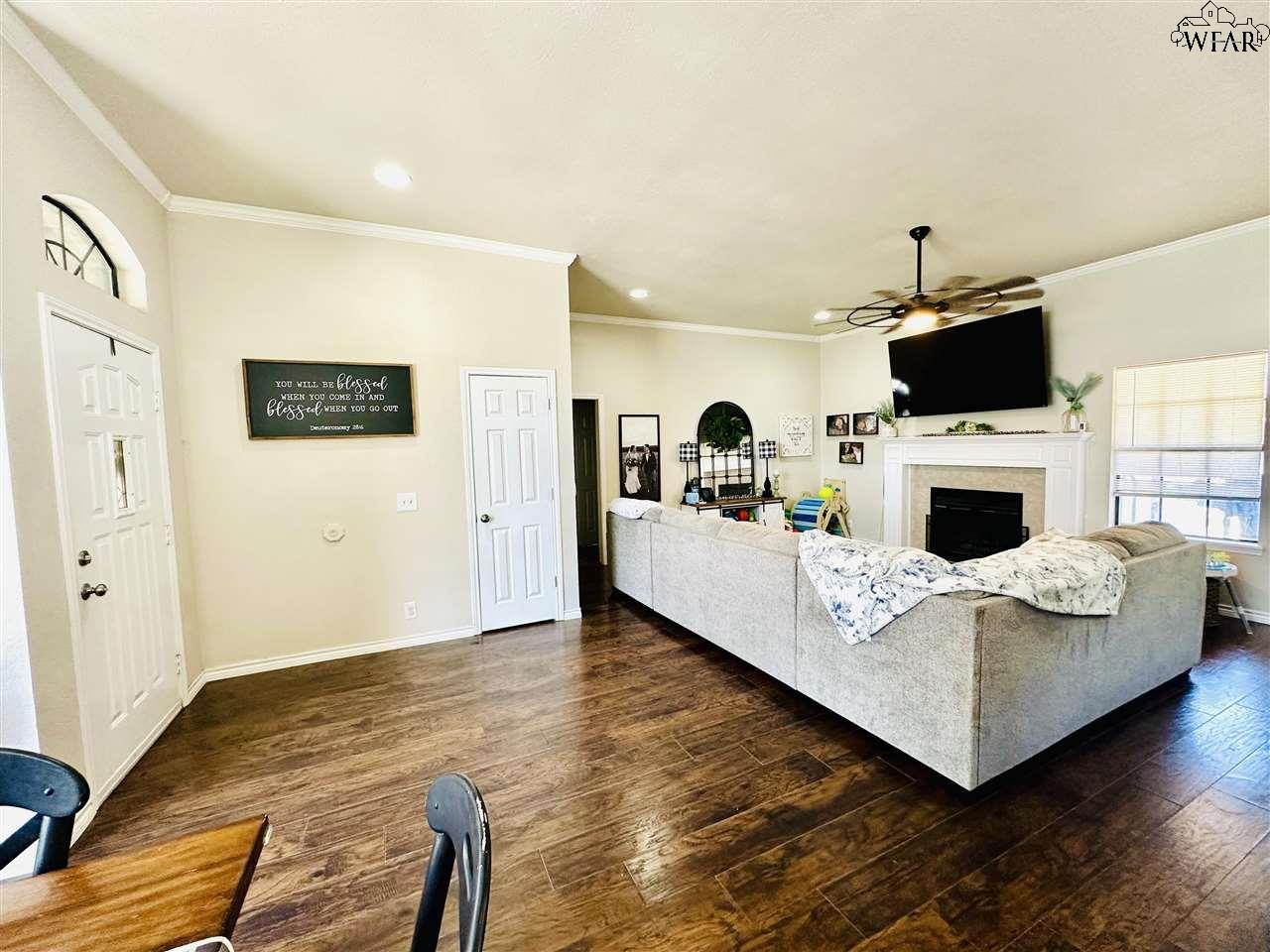 2220 Hunters Glen, Wichita Falls, Texas image 2
