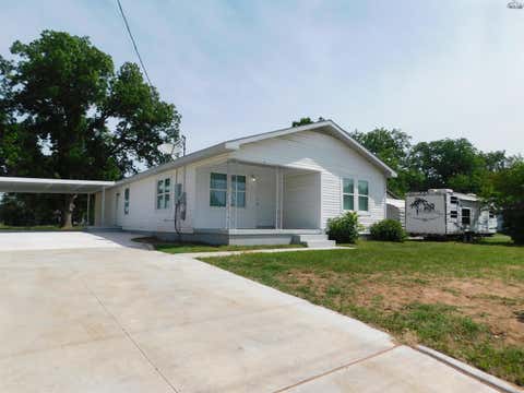 Homes For Sale - 437 W 3rd Street<br/> Wichita County, Burkburnett, TX 76354