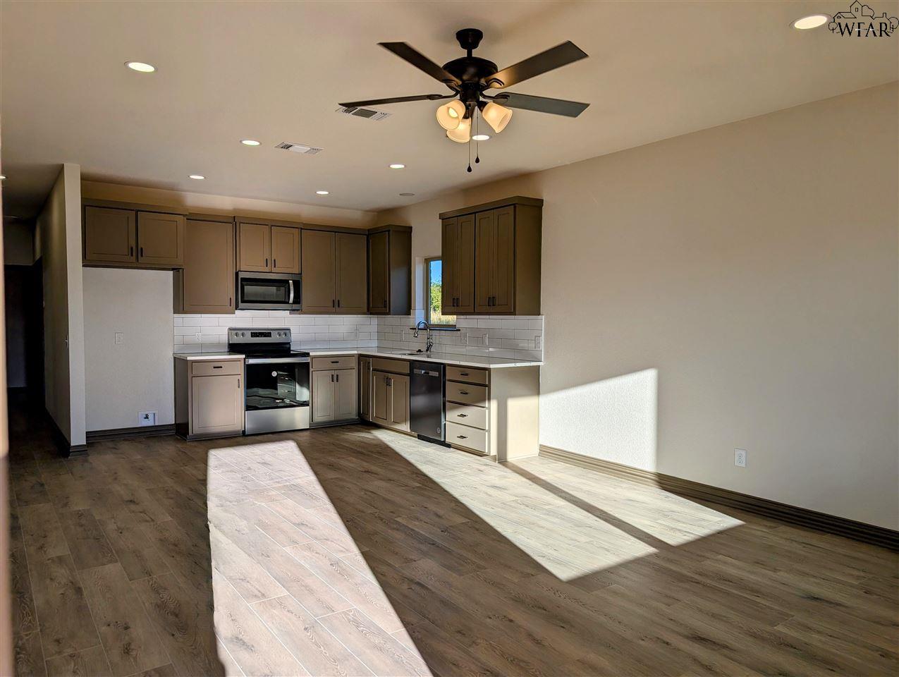 1609 Sheppard Road, Burkburnett, Texas image 2