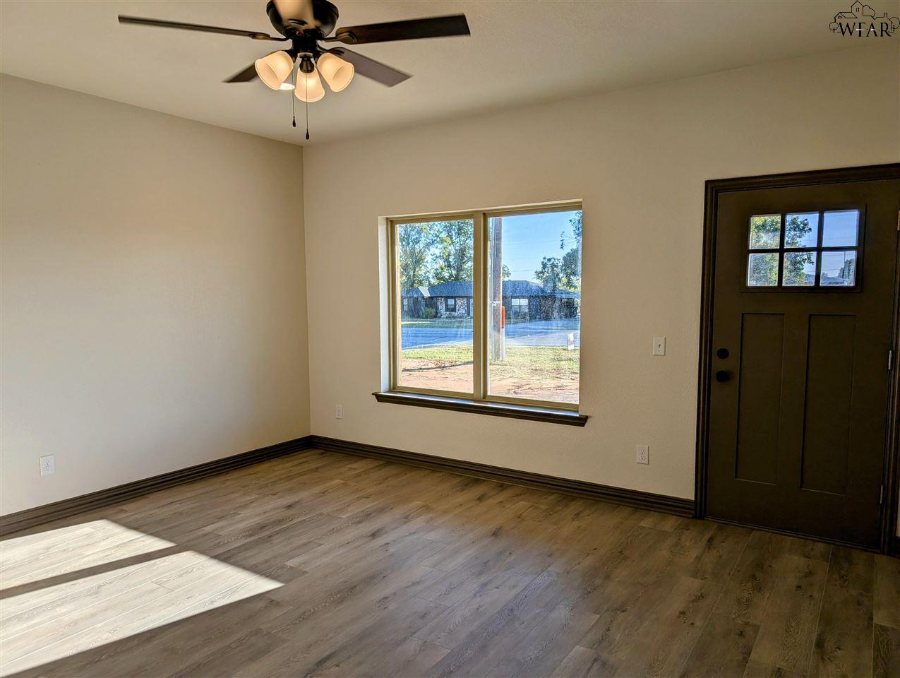 1609 Sheppard Road, Burkburnett, Texas image 4