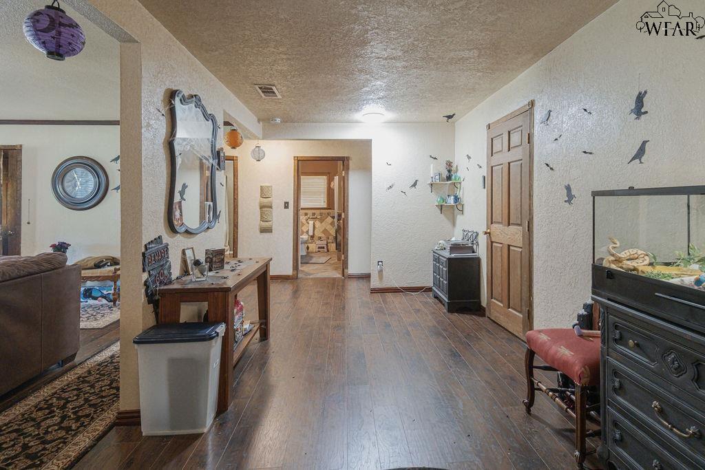 1928 Pawhuska Drive, Wichita Falls, Texas image 6