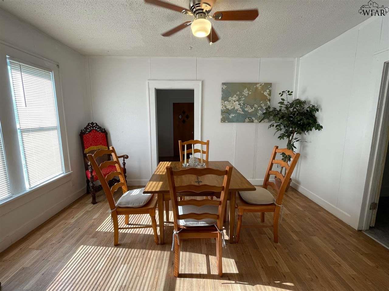 410 W Custer Street, Seymour, Texas image 5