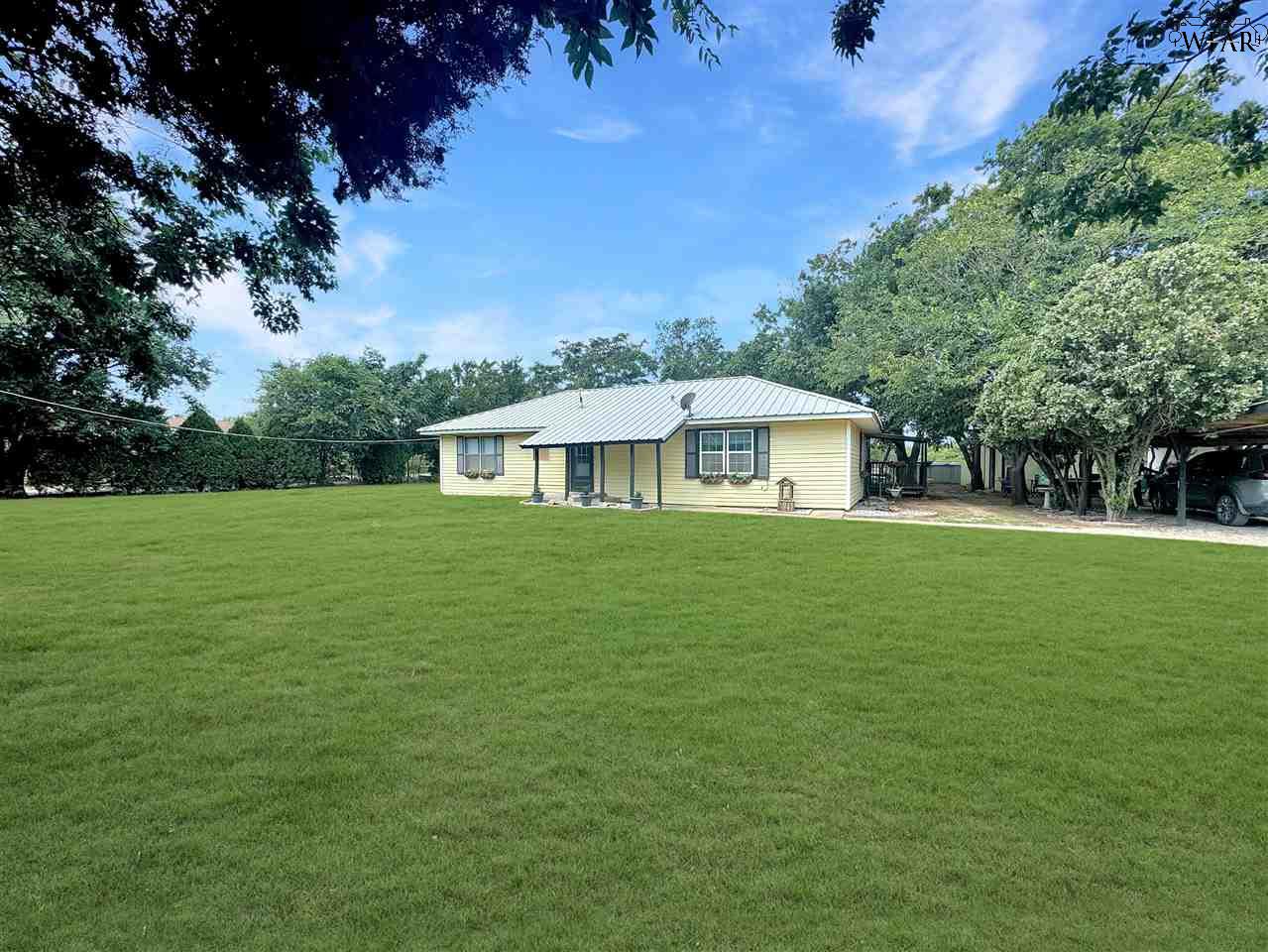 822 Homestead Lane, Wichita Falls, Texas image 2