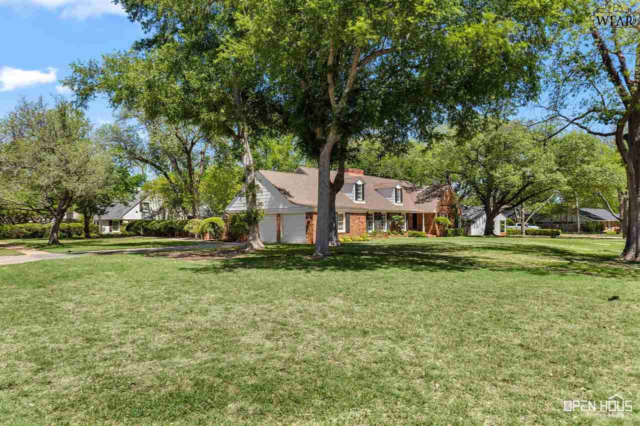 2108 Ellingham Drive, Wichita Falls, Texas image 2