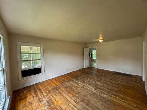 Homes For Rent - 1672 Keeler Avenue<br/> Wichita County, Wichita Falls, TX 76301