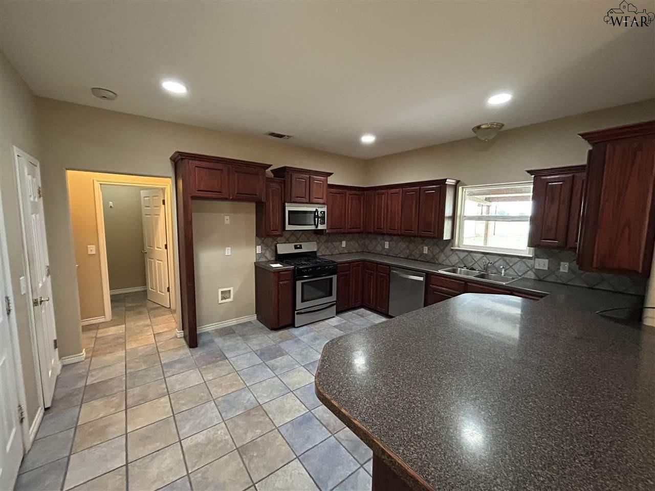 1882 Fm 1177, Wichita Falls, Texas image 5