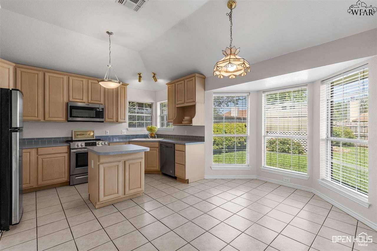 5203 Ridgecrest Lane, Wichita Falls, Texas image 7