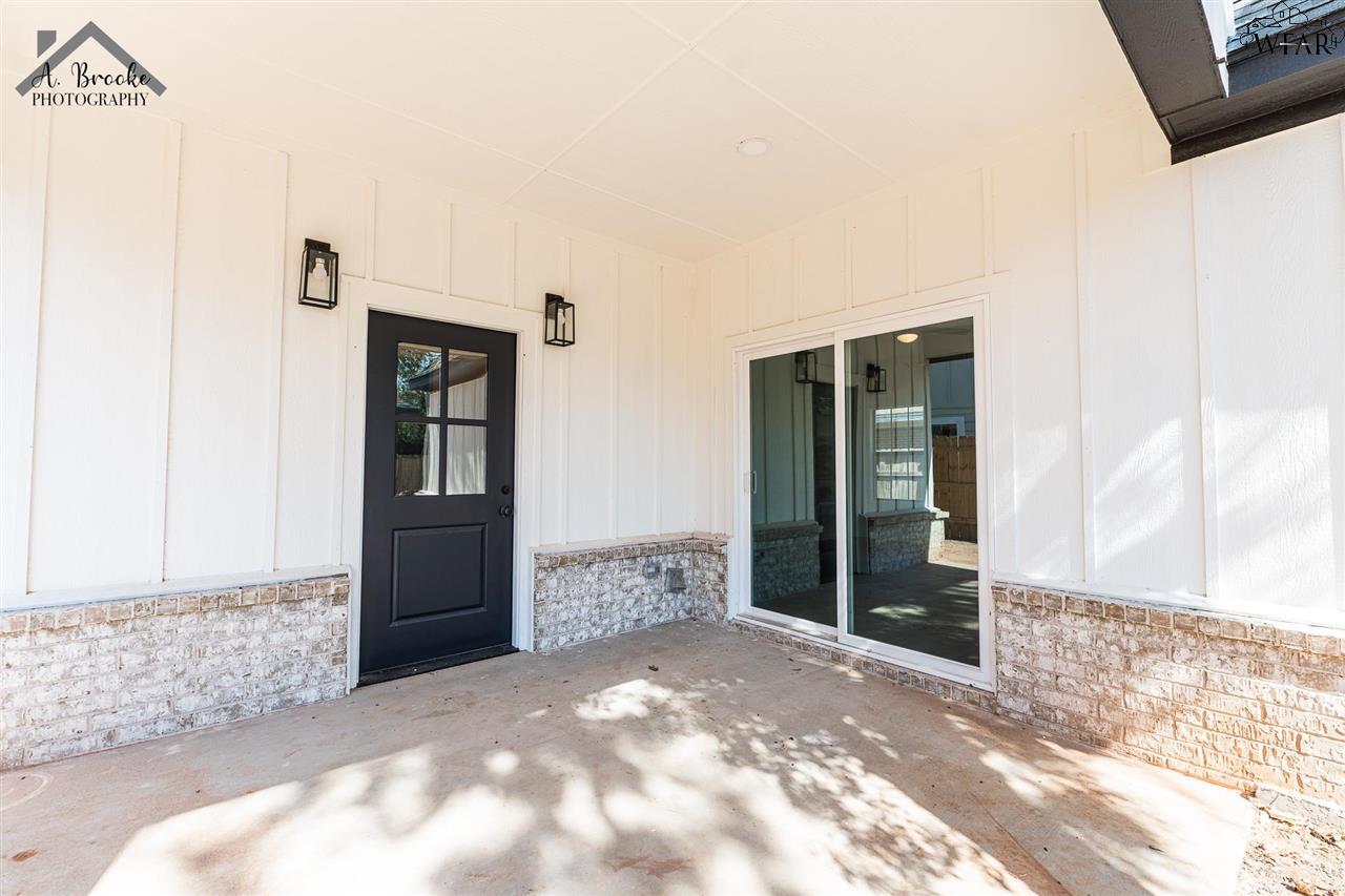103 W Aldine Street, Iowa Park, New York image 27
